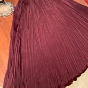 Long skirt burgundy skirt